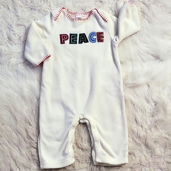CHRISTMAS OLD NAVY Baby "peace" unisex fleece pajamas size 3-6 months - Picture 1 of 6